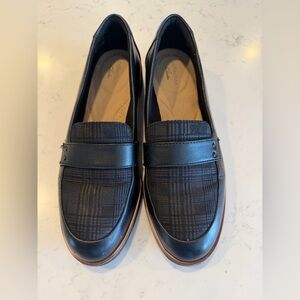 Clarks Black Plaid Loafers